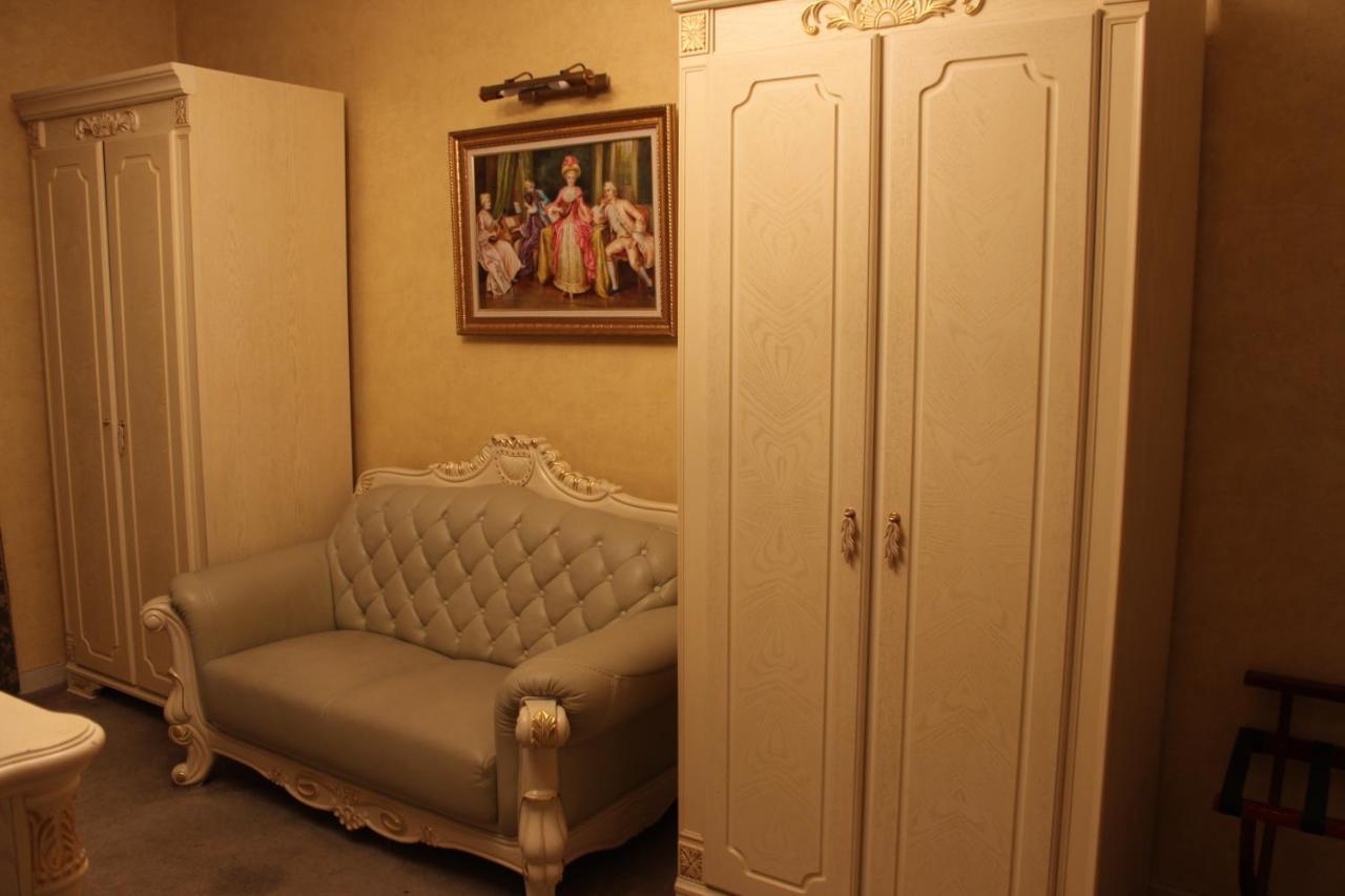 Vintage Boutique Hotel Astana Extérieur photo